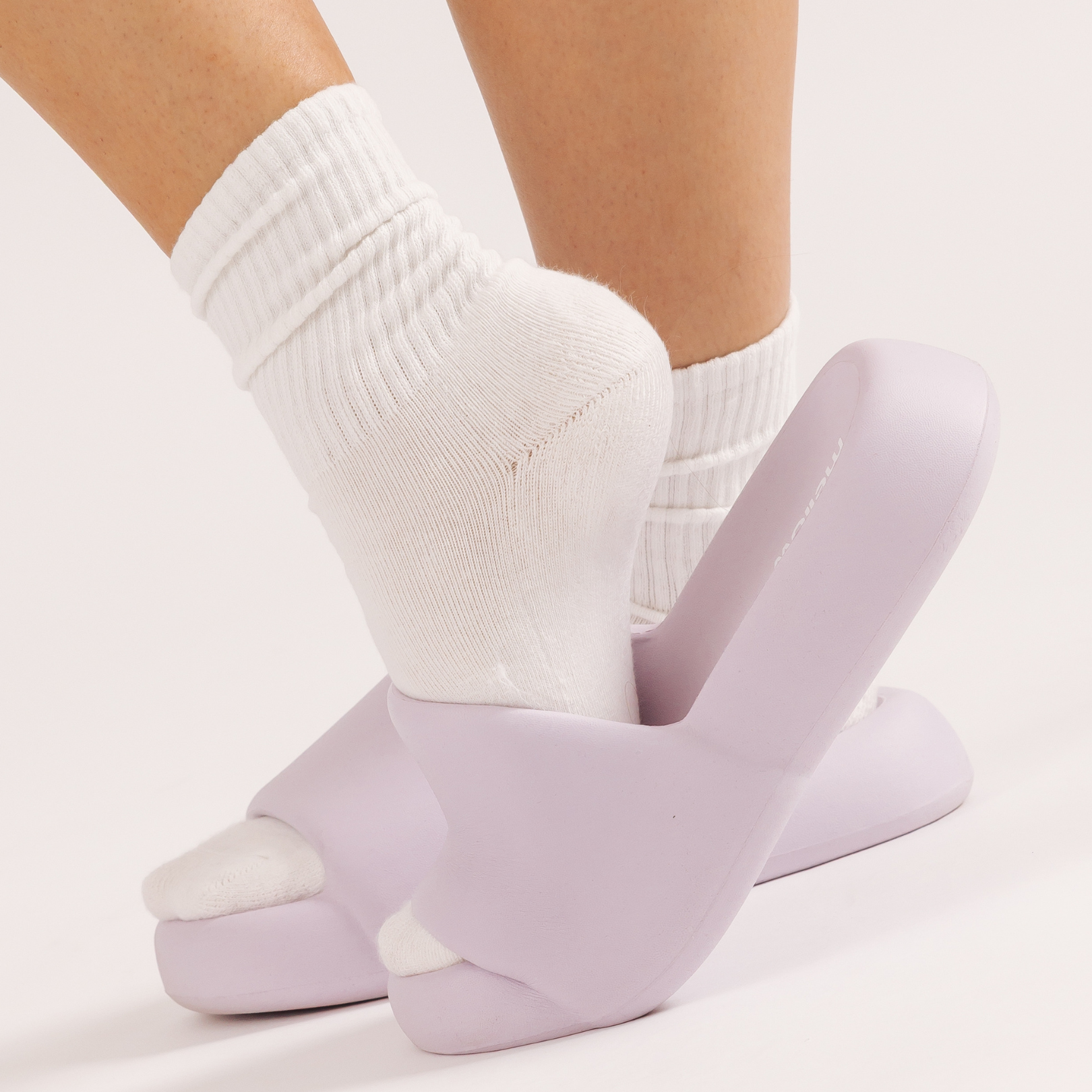 MellowSoft™ Cloud Slides: Lilac / XL(W9–10 / M8–9)
