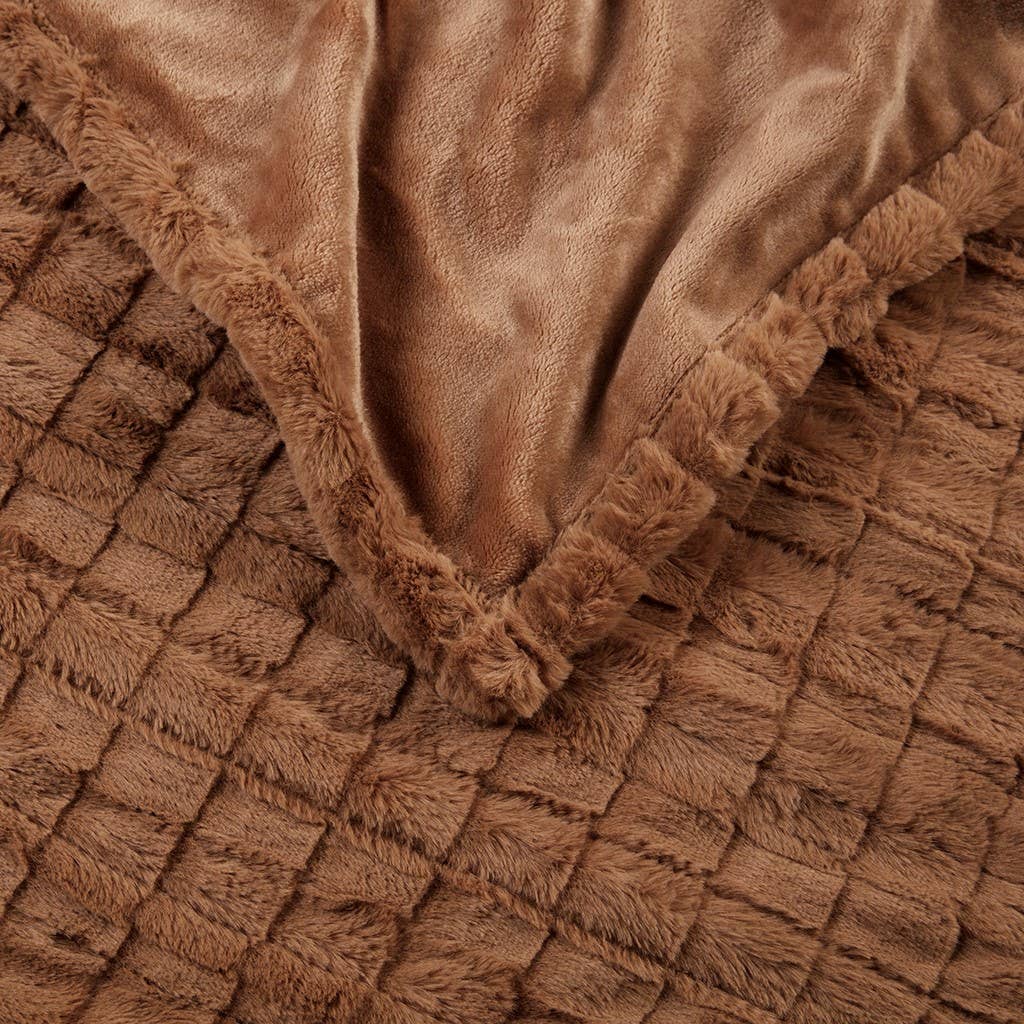 Oversized Textured Faux Fur Heated Throw Blanket: Ivory